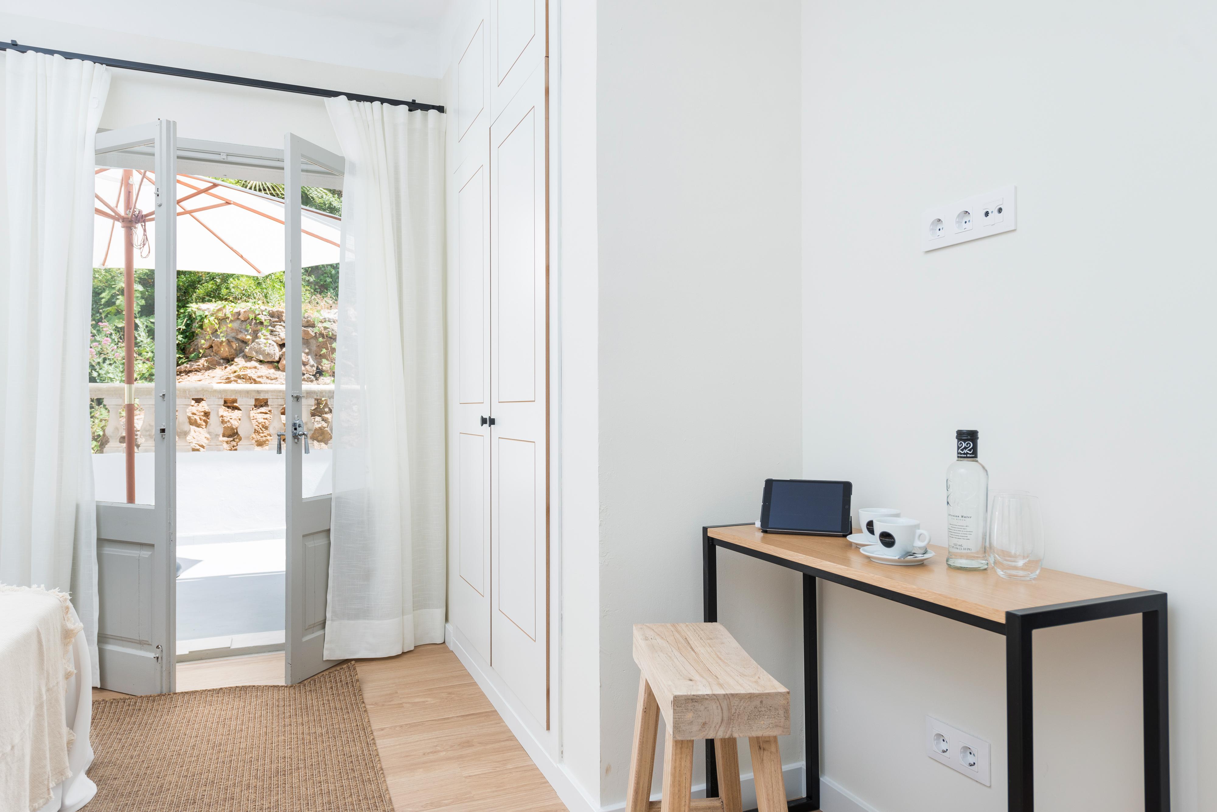 Boutique Hotel Oriola Cala de Sant Vicenc Dış mekan fotoğraf