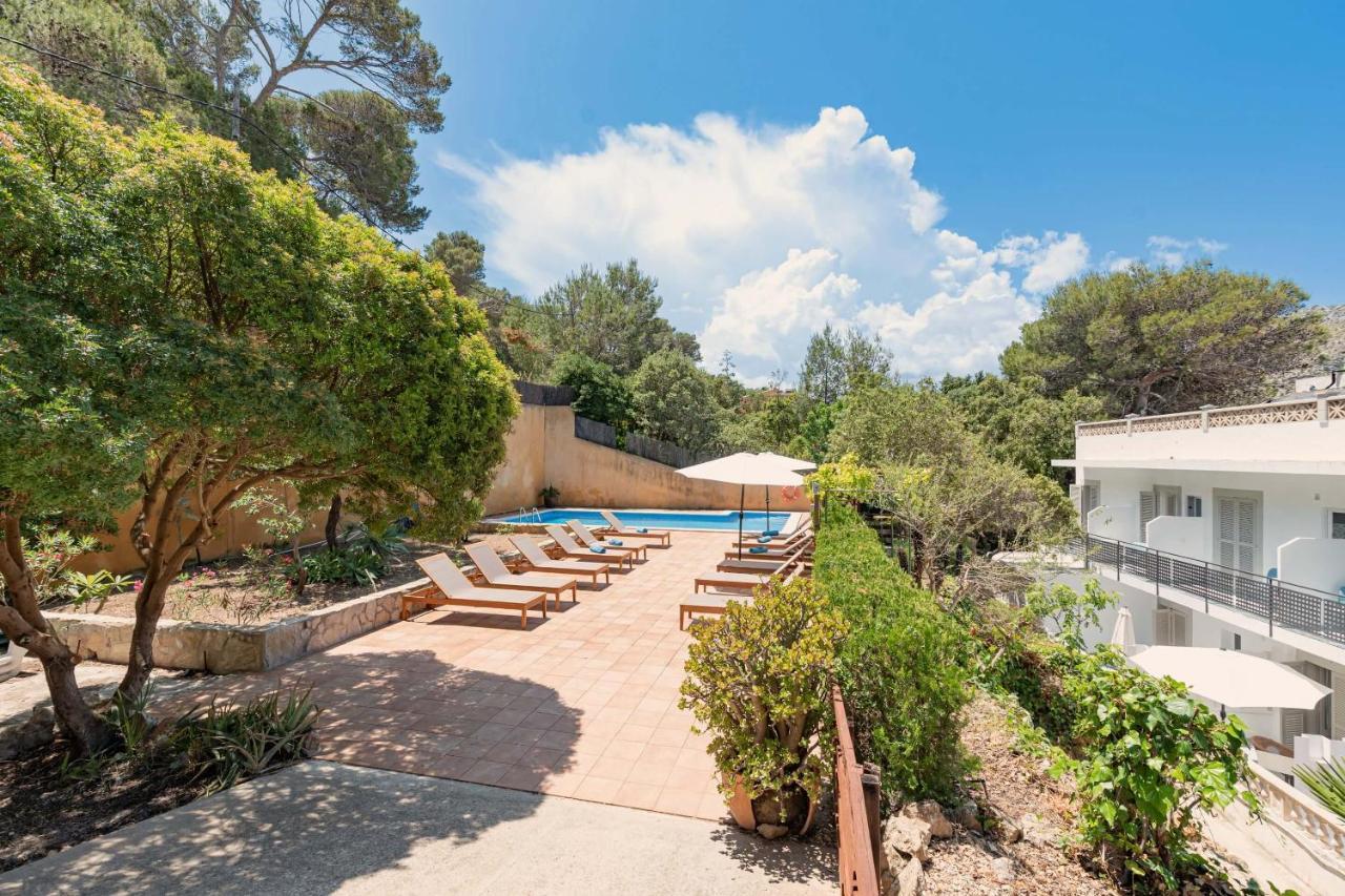Boutique Hotel Oriola Cala de Sant Vicenc Dış mekan fotoğraf