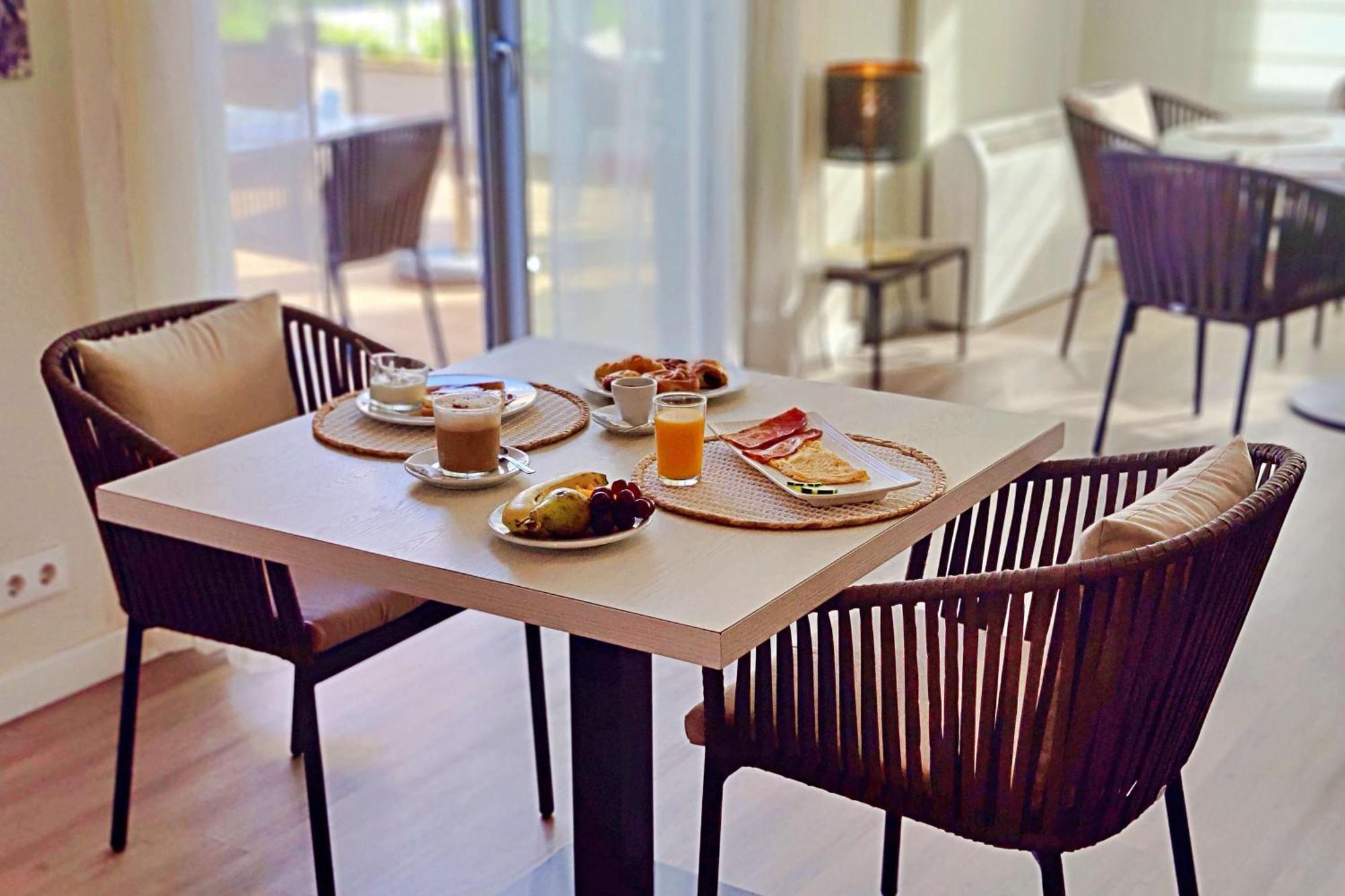 Boutique Hotel Oriola Cala de Sant Vicenc Dış mekan fotoğraf