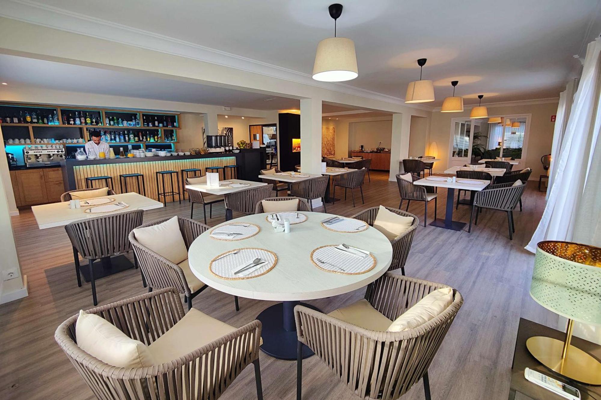 Boutique Hotel Oriola Cala de Sant Vicenc Dış mekan fotoğraf
