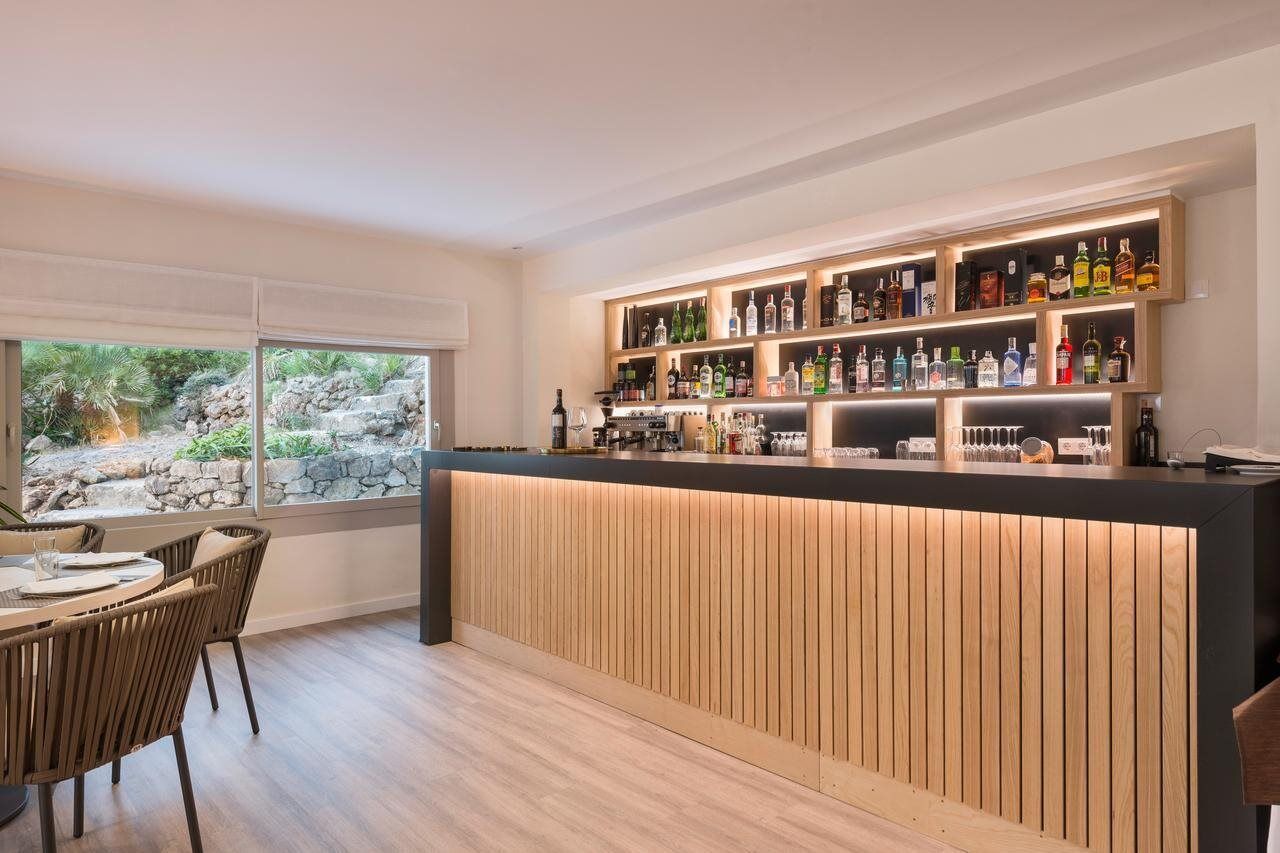 Boutique Hotel Oriola Cala de Sant Vicenc Dış mekan fotoğraf